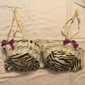 Cacique balconette bra